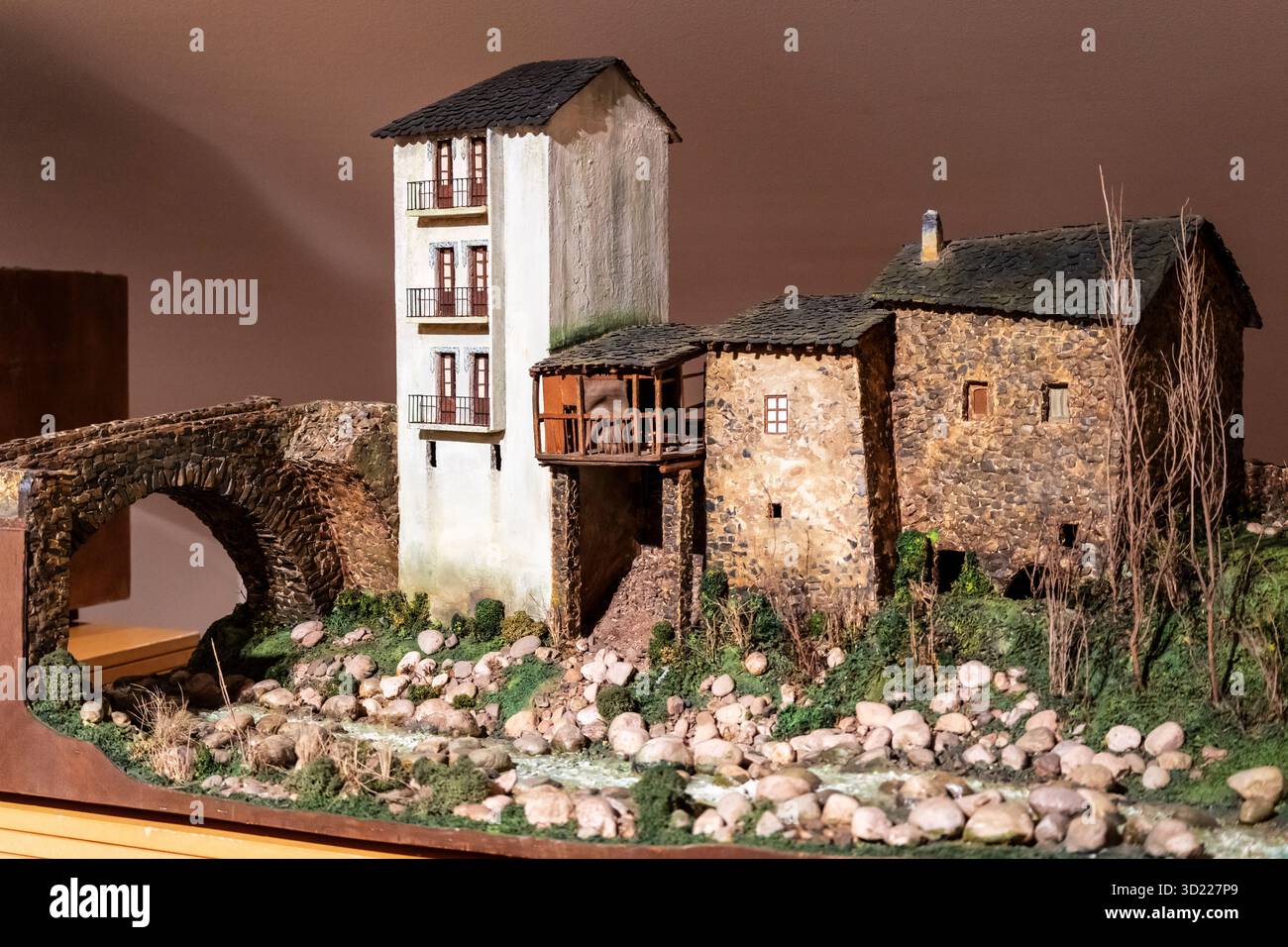 Engordany Bridge, Collezione di modelli di arte romanica ad Andorra, Escaldes-Engordany Art Center (CAEE), Principato di e. Foto Stock