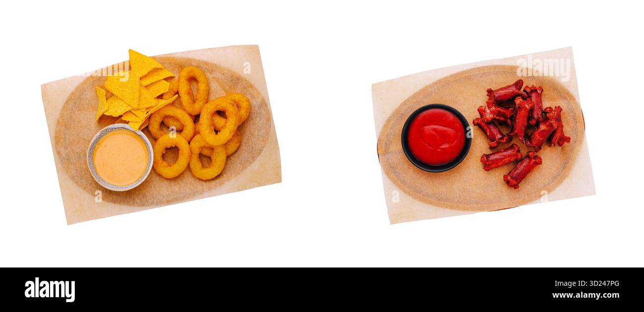 Deliziosi spuntini serviti con salsa in un ambiente informale Foto Stock