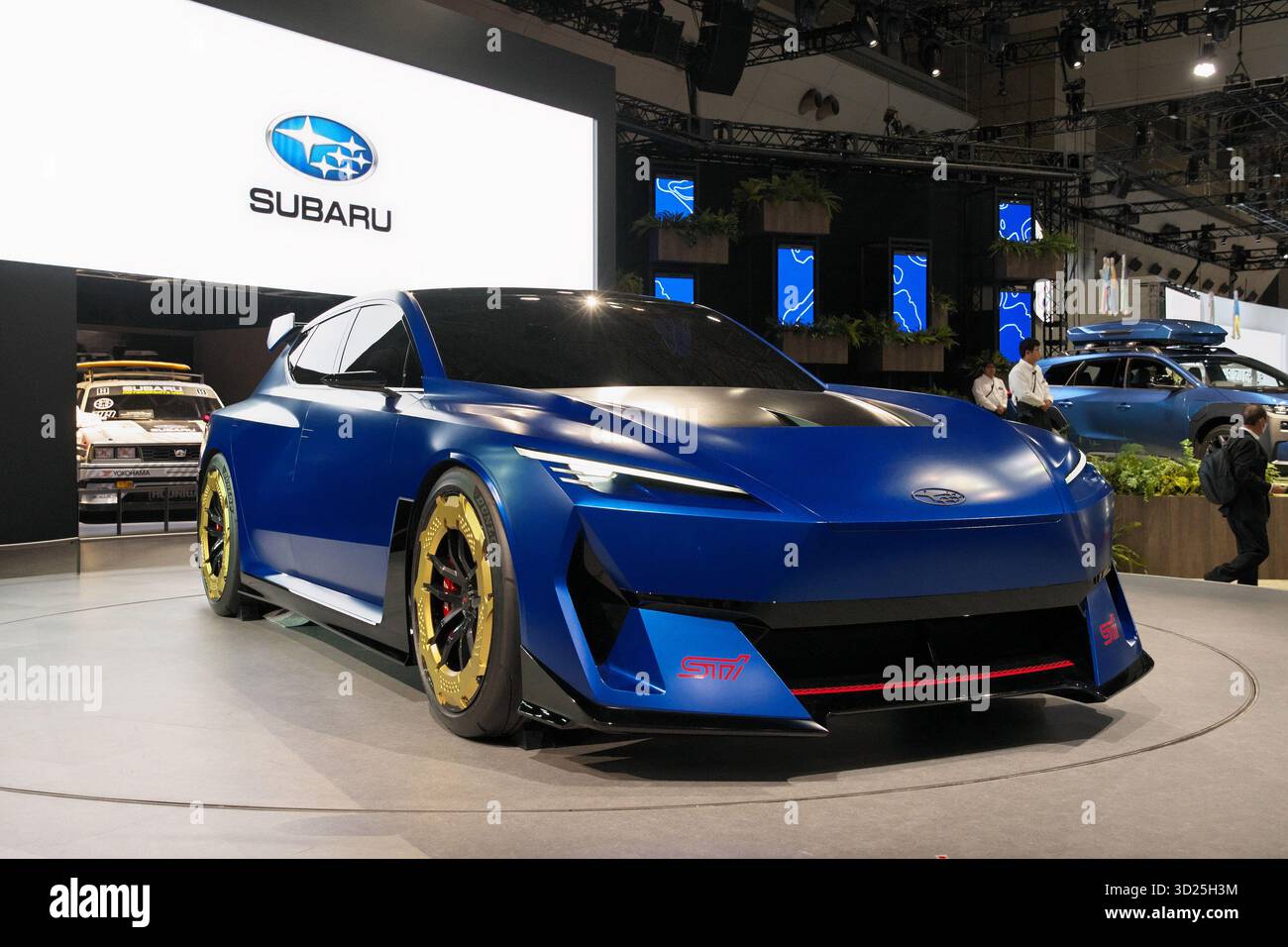Tokyo, Giappone. 30 ottobre 2025. SUBARU Electric Vehicle Performance-e STI Concept è stato esposto in occasione della stampa del Japan Mobility Show 2025 a Tokyo, Giappone, giovedì 30 ottobre 2025. Foto di Keizo Mori/UPI credito: UPI/Alamy Live News Foto Stock