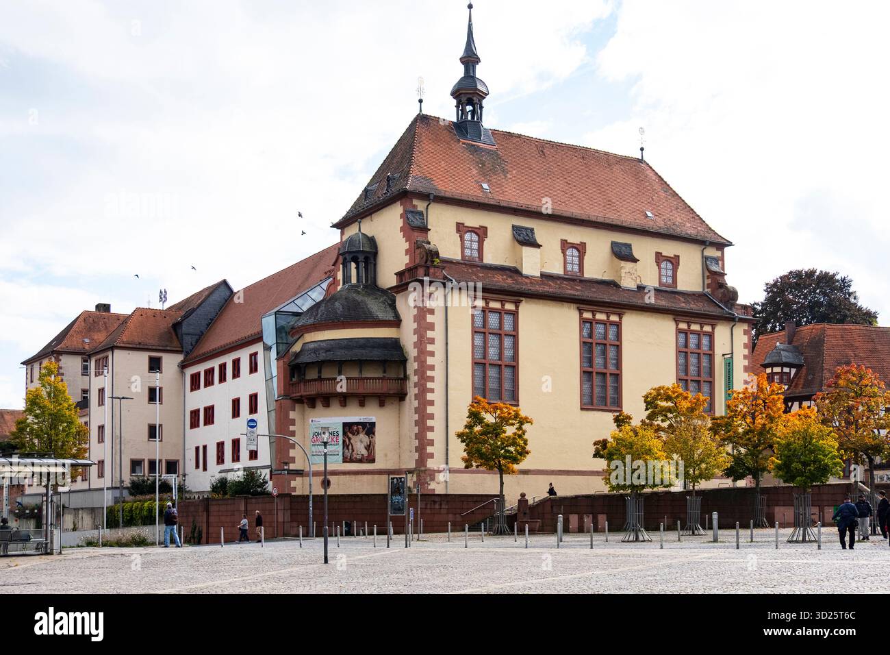 Dal 1990 la Kunsthalle Jesuitenkirche è lo spazio espositivo di Aschaffenburg per opere di modernismo classico e movimenti consolidati Foto Stock