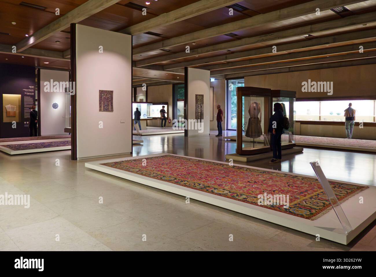 Vista interna del Museo Calouste Gulbenkian di Lisbona, Portogallo, Europa Foto Stock