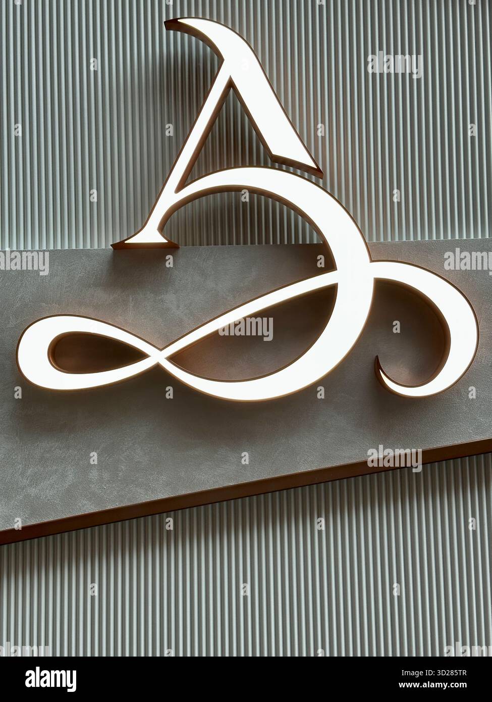 Logo del simbolo del ristorante Away Dubai - Immagine stock catturata con smartphone