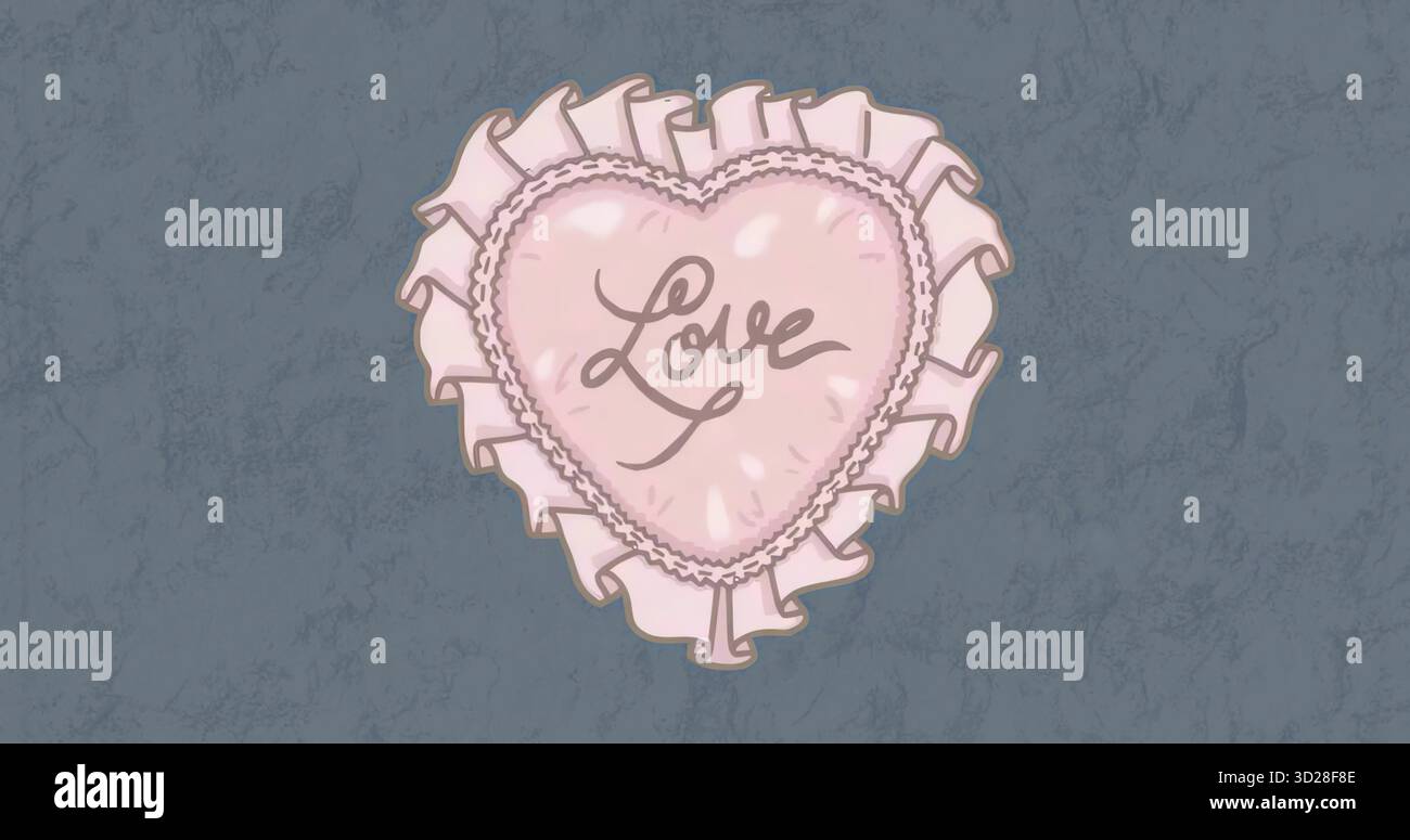 Cuscino rosa a forma di cuore con bordi arricciati su sfondo grigio ardesia, con Cursive Love Foto Stock