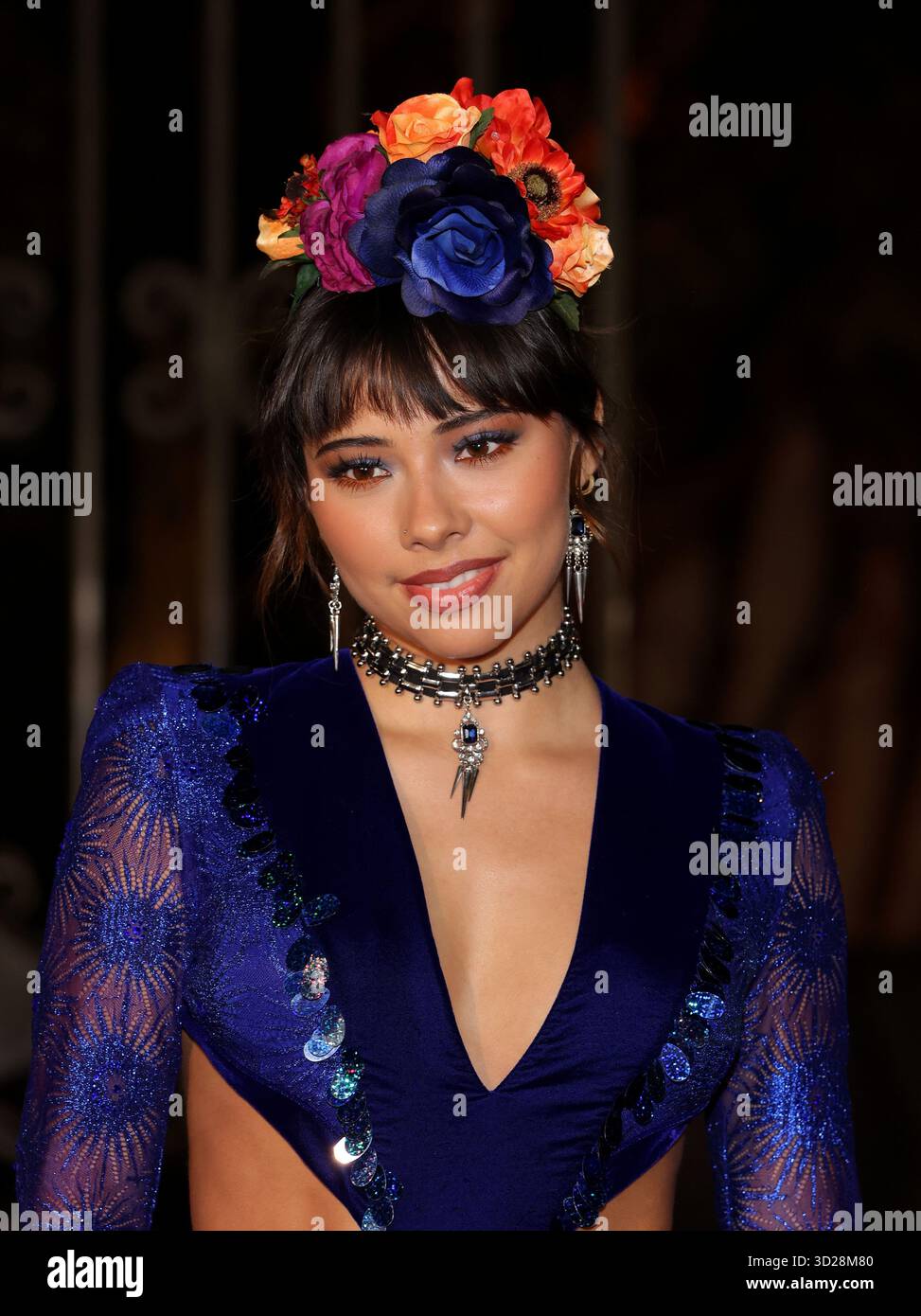 Los Angeles, Stati Uniti. 30 ottobre 2025. Xochitl Gomez partecipa al Gala dia De Muertos 2025 presentato da Lexus, Tequila Don Julio, Nike, DNERO, Calamigos Ranch e Maremoto al Los Angeles'Angeles? River'Center' & Gardens a Los Angeles giovedì 30 ottobre 2025. Foto di Greg Grudt/UPI credito: UPI/Alamy Live News Foto Stock