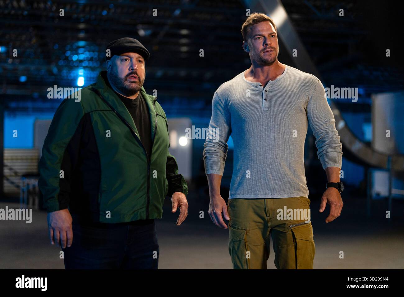 Playdate (2025) diretto da Luke Greenfield e interpretato da Kevin James nel ruolo di Brian Jennings e Alan Ritchson nel ruolo di Jeff Eamon. Brian, disoccupato di recente, accetta un appuntamento di gioco che si trasforma in un'avventura caotica perseguita da mercenari. Foto pubblicitarie SOLO PER USO EDITORIALE. Crediti: BFA / David Bukach / Amazon Studios Foto Stock