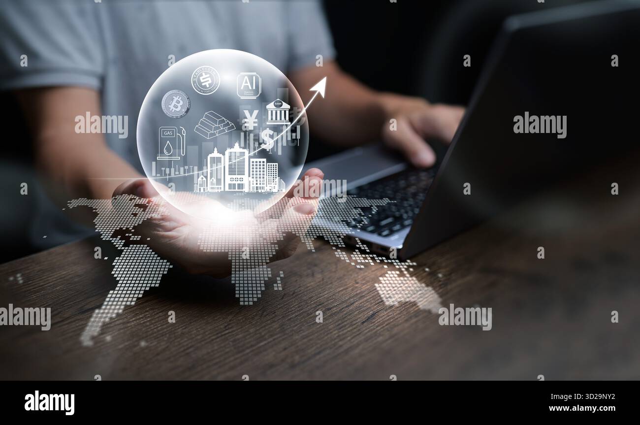 Un uomo d'affari con notebook e bolla luminosa piena di icone bancarie globali, criptovalute e finanziarie, che rappresentano l'inflazione degli asset e l'econ digitale Foto Stock