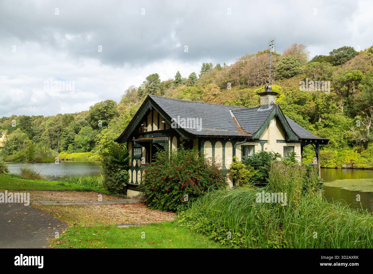 The Boathouse at Dundas Castle Estate è un cottage con angolo cottura, South Queensferry, West Lothian, Scozia Foto Stock