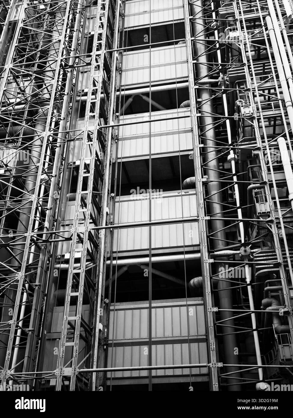 National Georges Pompidou Centre of Art and Culture, Pipes and Structure, monocromatico, Centre Pompidou, Parigi, Francia, Europa, UE. Foto Stock