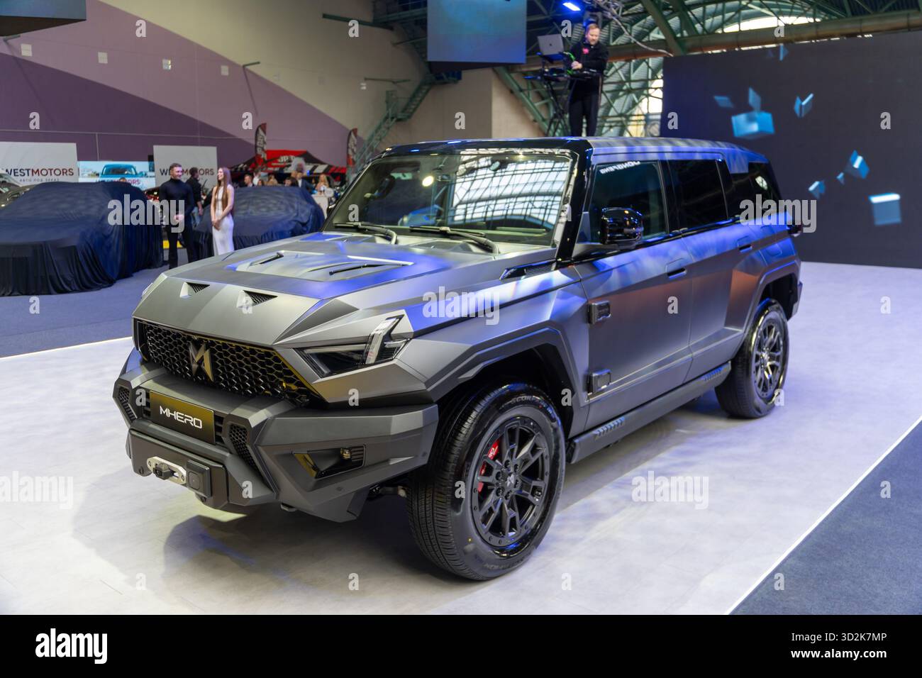 MINSK, BIELORUSSIA - 3 GIUGNO 2025: Un SUV Dongfeng Mengshi M-Hero viene esposto al Motorshow 2025. Foto Stock