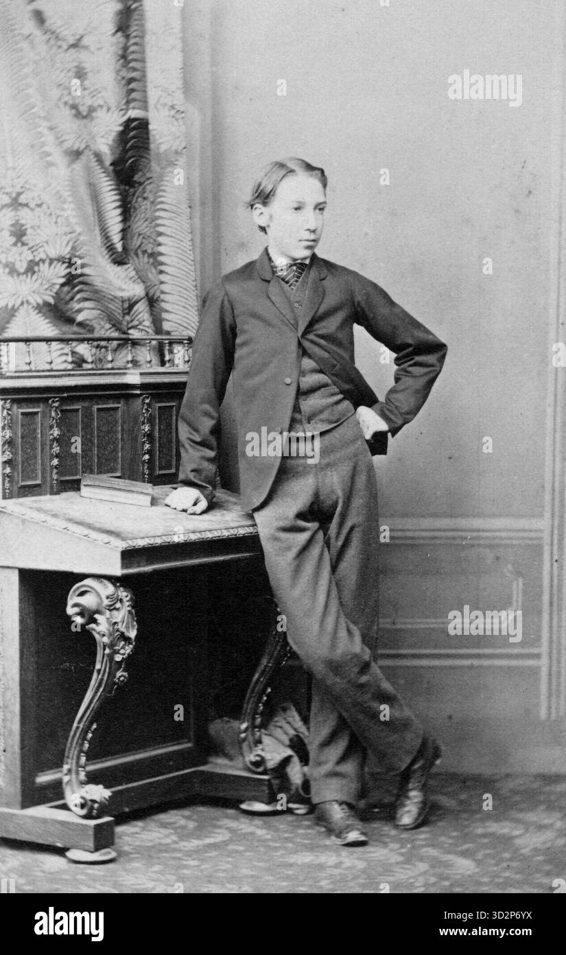 Robert Louis Stevenson (1850 – 1894) romanziere, saggista, poeta e scrittore scozzese. Età 14 anni Foto Stock