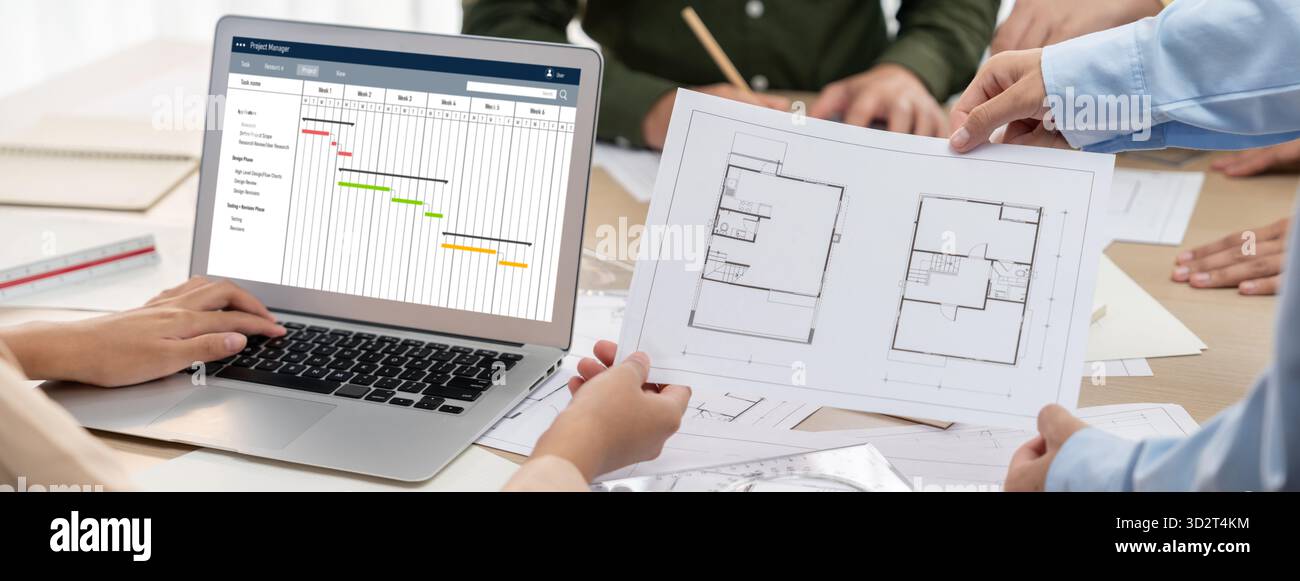 Software di pianificazione dei progetti per la gestione dei progetti aziendali sullo schermo del computer che mostra il grafico della cronologia del progetto del team Foto Stock