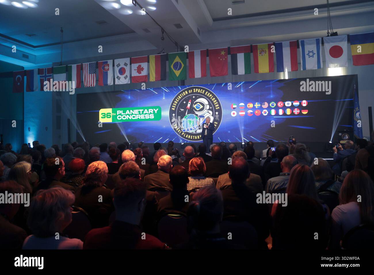 San Paolo, San Paolo, Brasile. 3 novembre 2025. Mogi das Cruzes (SP), 03/11/2025 Ã¢â‚¬' Aeronautics/Astronaut/Meeting/SP Ã¢â‚¬' Astronaut e il senatore Marcos Pontes (Brasile) parteciperanno al 36° Congresso planetario dell'Associazione esploratori spaziali (ASE), dal 3 al 7 novembre 2025, riunendo circa 100 astronauti, cosmonauti e taikonauti di 20 paesi per una settimana di sessioni tecniche esclusive, networking internazionale, al MSP/Lago Mogi, lunedì 3 novembre 2025. (Foto: Leco Viana/Thenews2/Zuma Foto Stock