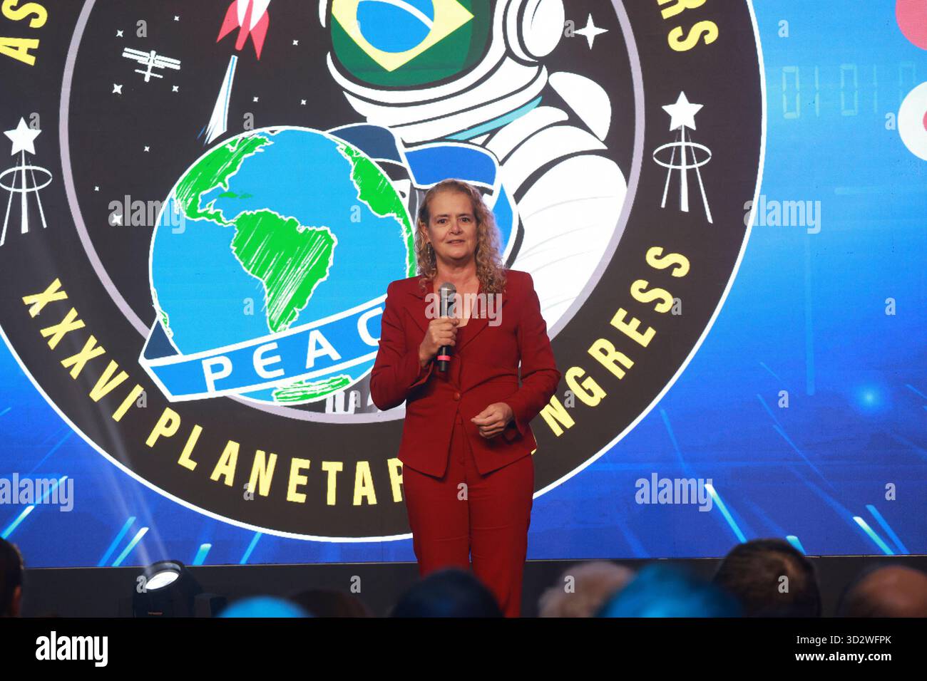 San Paolo, San Paolo, Brasile. 3 novembre 2025. Mogi das Cruzes (SP), 03/11/2025 Ã¢â‚¬ Aeronautics/Astronaut/Meeting/SP Ã¢â‚¬' Julie Payette, ingegnere e astronauta dell'Agenzia spaziale canadese ed ex Governatore generale del Canada, partecipa al 36° Congresso planetario dell'Associazione degli esploratori spaziali (ASE), dal 3 al 7 novembre 2025. L'evento riunisce circa 100 astronauti, cosmonauti e taikonauti provenienti da 20 paesi per una settimana di esclusive sessioni tecniche, networking internazionale ed eventi culturali, presso il Club Med Lake Paradise (Mogi das Cruz Foto Stock