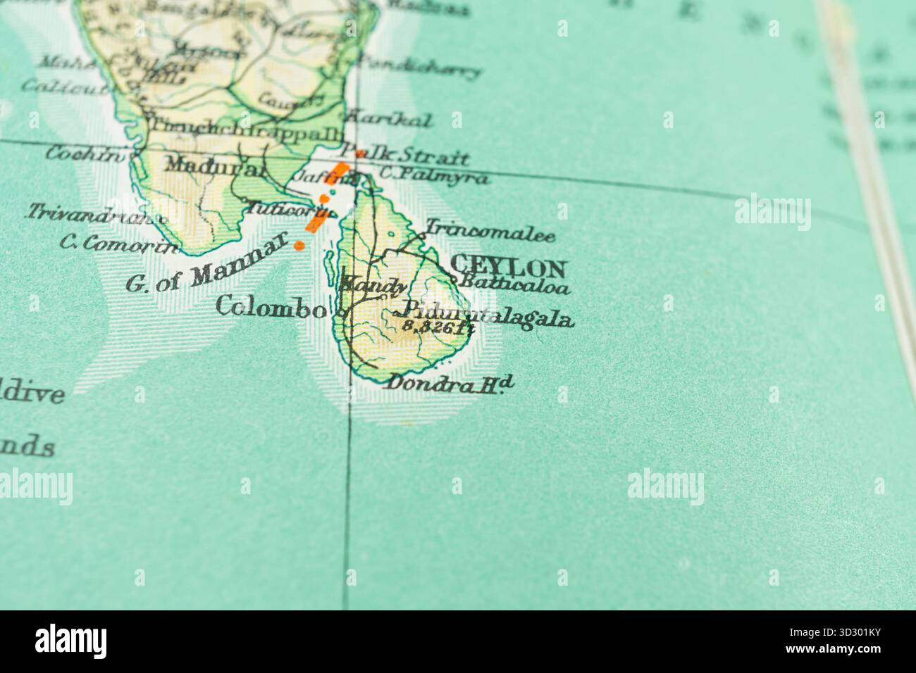 Antica mappa dell'India e del Golfo del Bengala, con particolare attenzione al terreno, ai fiumi Gange, Koshi, Mahananda, città Calcutta, Bombay, isole Ceylon, Andamane Nicoba Foto Stock