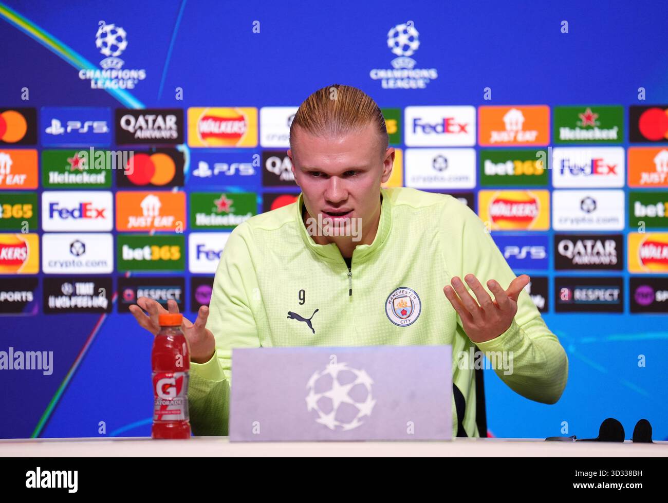 Erling Haaland del Manchester City durante una conferenza stampa all'Etihad Stadium di Manchester. Data foto: Martedì 4 novembre 2025. Foto Stock