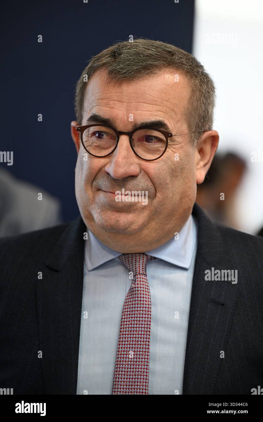 Villepinte, Francia. 4 novembre 2025. Xavier Ursat, Direttore Esecutivo del gruppo EDF, alla World Nuclear Exhibition al Villepinte Exhibition Center il 4 novembre 2025. Foto di Tomas Stevens/ABACAPRESS.COM credito: Abaca Press/Alamy Live News Foto Stock