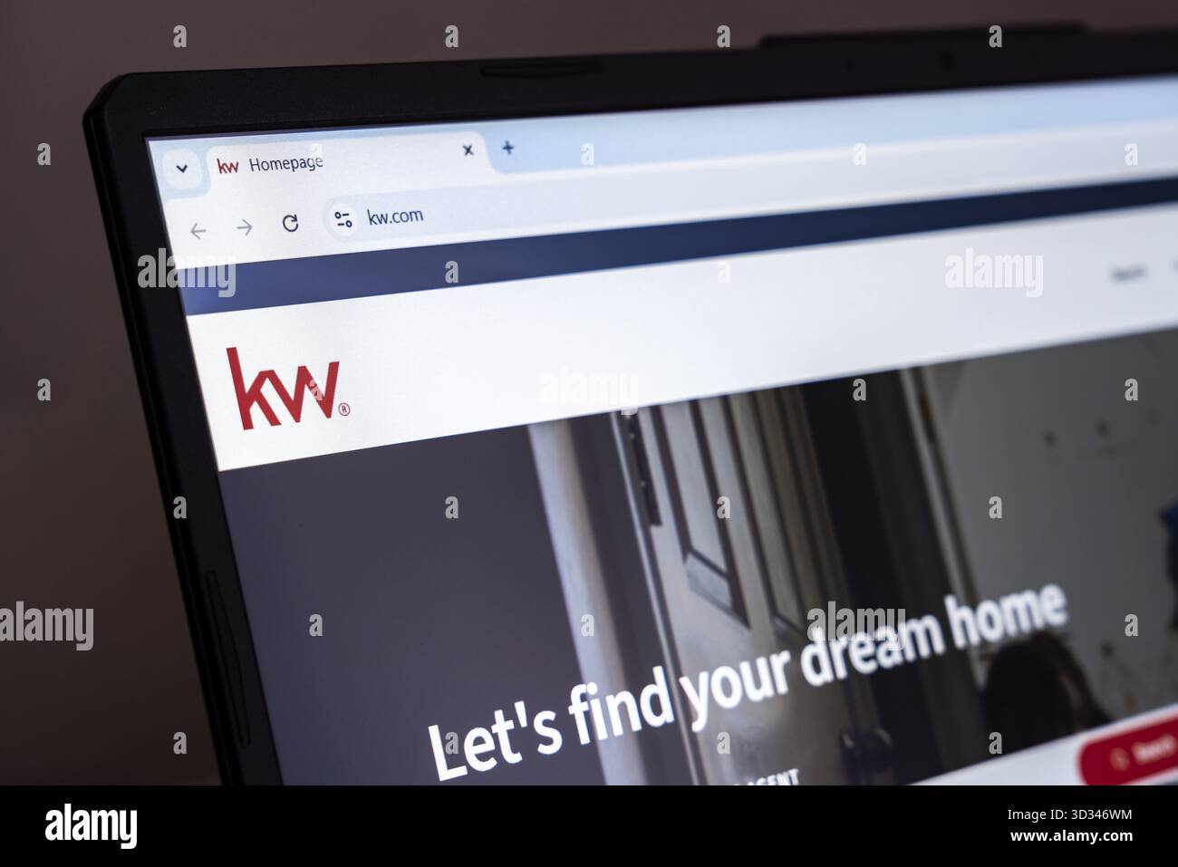New York, USA - 22 gennaio 2025: Homepage del sito Web KW con logo di branding e servizi immobiliari Foto Stock