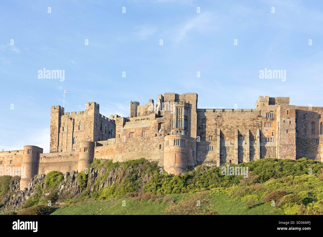 Il castello di Bamburgh, Northumberland, England, Regno Unito Foto Stock
