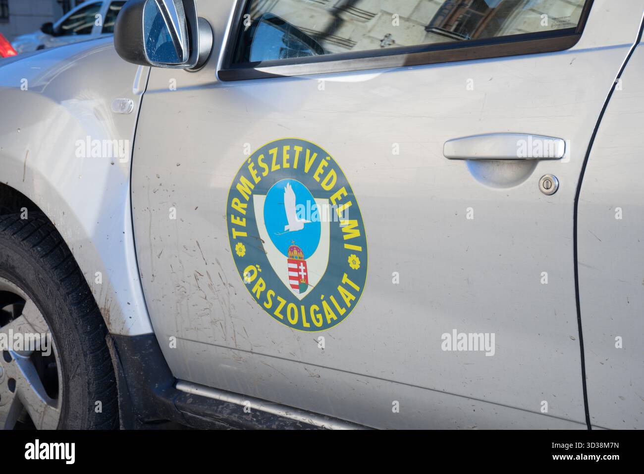 Veicolo del servizio ungherese per la conservazione della natura a Budapest, Ungheria, responsabile della protezione della fauna selvatica e degli habitat naturali. Foto Stock