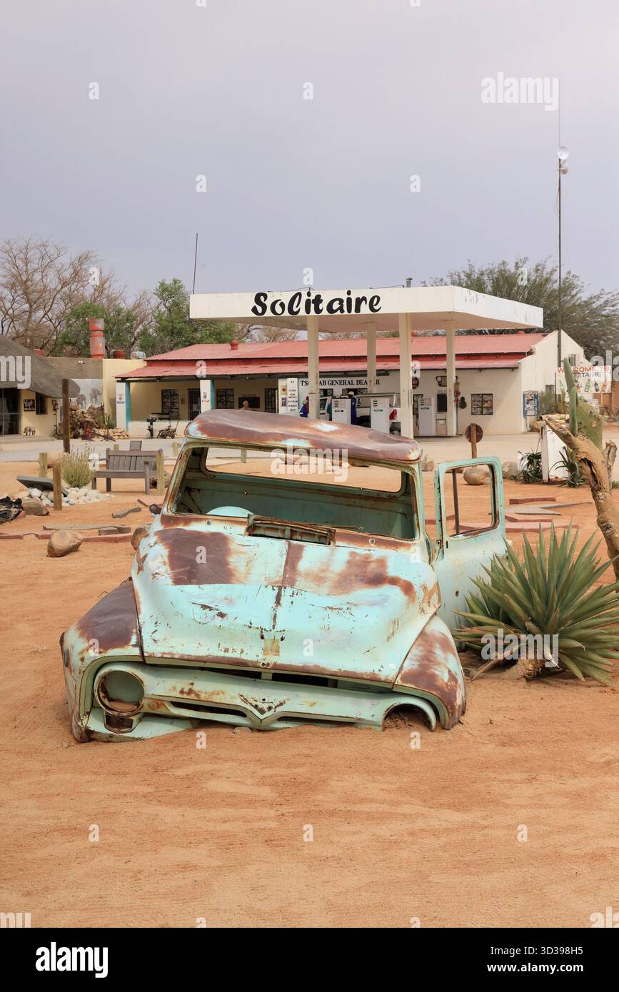 Rusty vecchia macchina al Solitaire Namibia Foto Stock