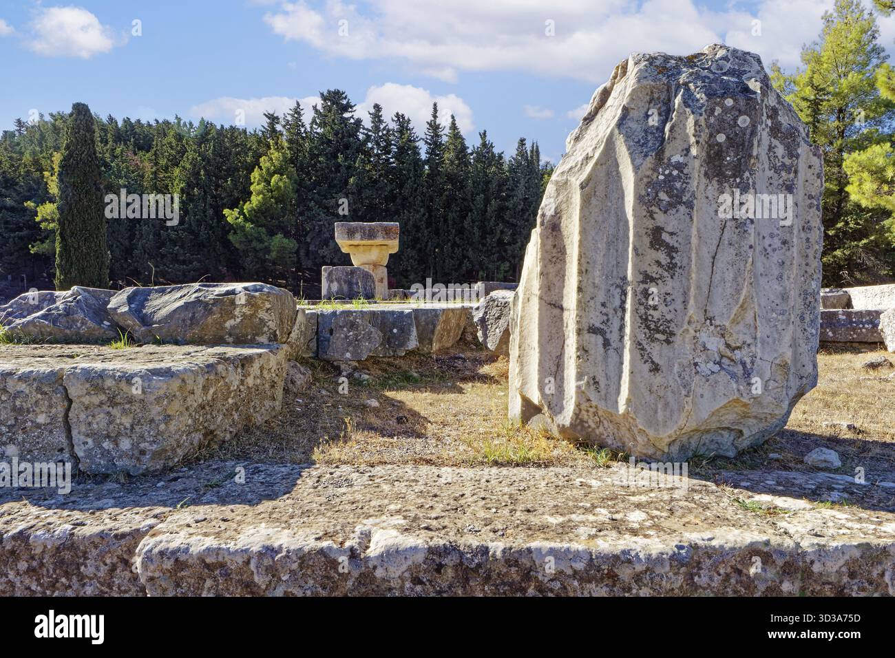 Terrazza superiore, resti del tempio di Asclepio, Asclepieion, Aescupium latino, tre terrazze, luogo di culto di Asclepio, dio dell'arte curativa, An Foto Stock