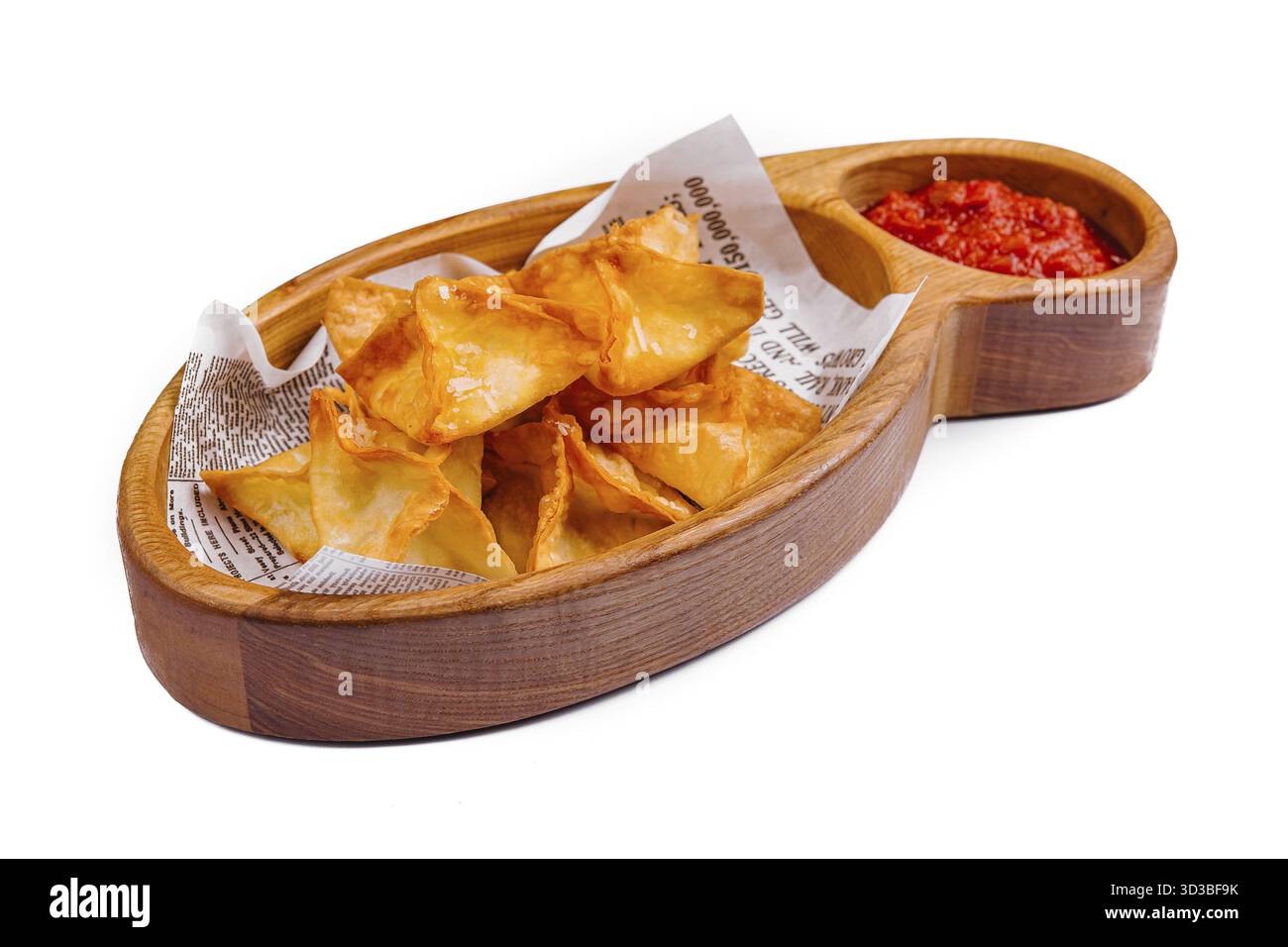 Cibo, patatine fritte con salsa calda isolata Foto Stock
