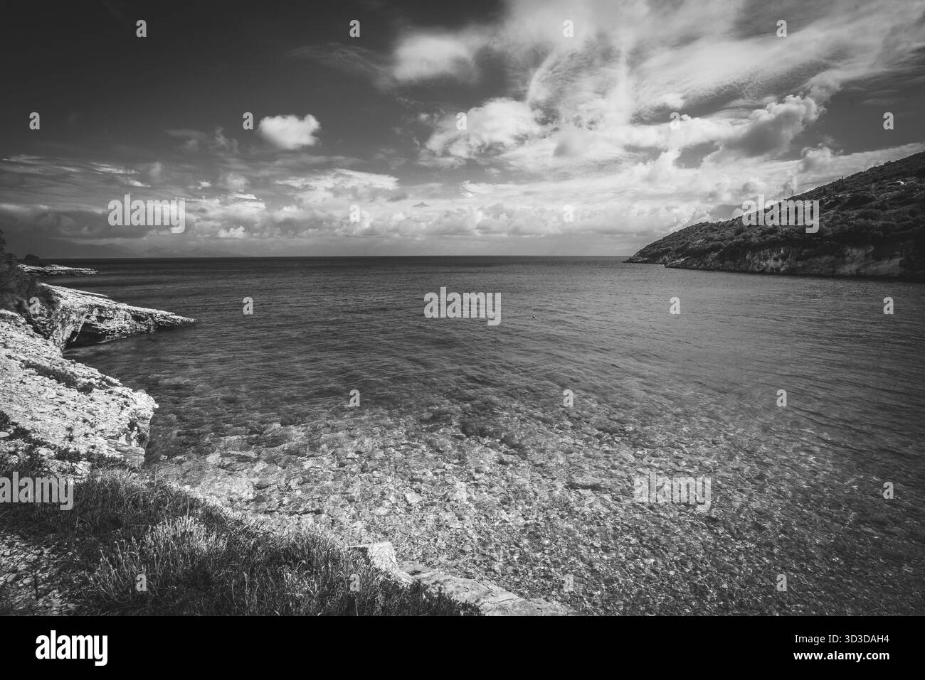 Vista di Xigia Bay Spiaggia di zolfo in estate sull'isola di Zante, Grecia Foto Stock