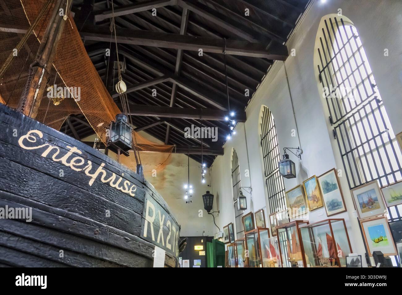 Hastings, Inghilterra - 30 dicembre 2016: Interno del Museo dei pescatori costruito nel 1912, Hastings, West Sussex, Regno Unito Foto Stock