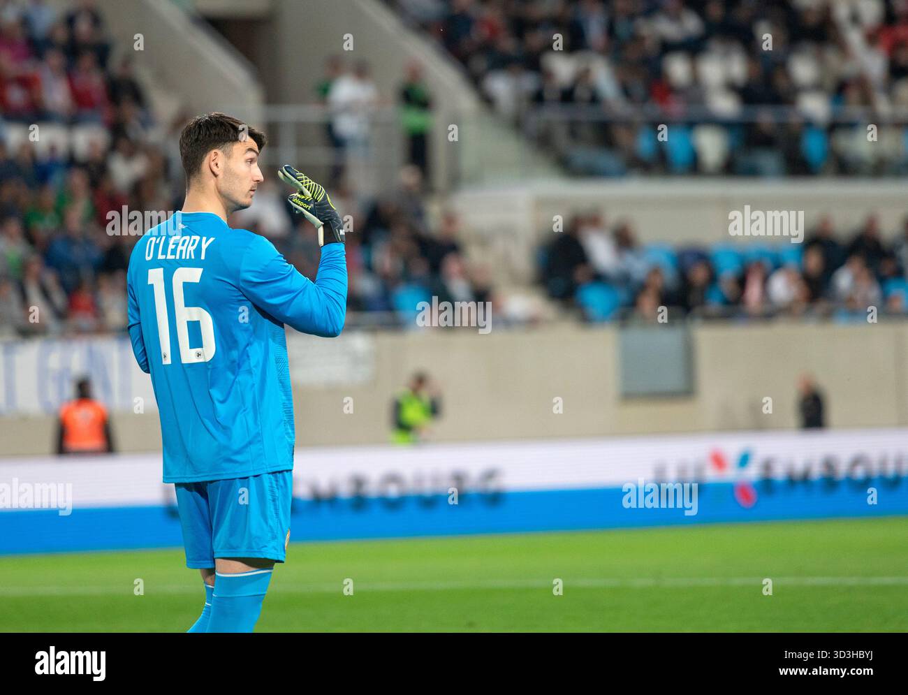 Lussemburgo 10 giugno 2025. Calcio - amichevole internazionale Lussemburgo vs Repubblica d'Irlanda nello Stade de Luxembourg. Il custode irlandese Max o'Leary Foto Stock