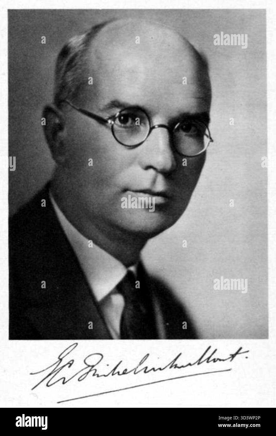 Un ritratto del 1938 del prof. Ir. E. C. von Pritzelwitz van der Horst, una figura rinomata nel suo campo, scattata da un fotografo sconosciuto. I suoi contributi all'ingegneria e agli accademici furono significativi all'inizio del XX secolo. Foto Stock