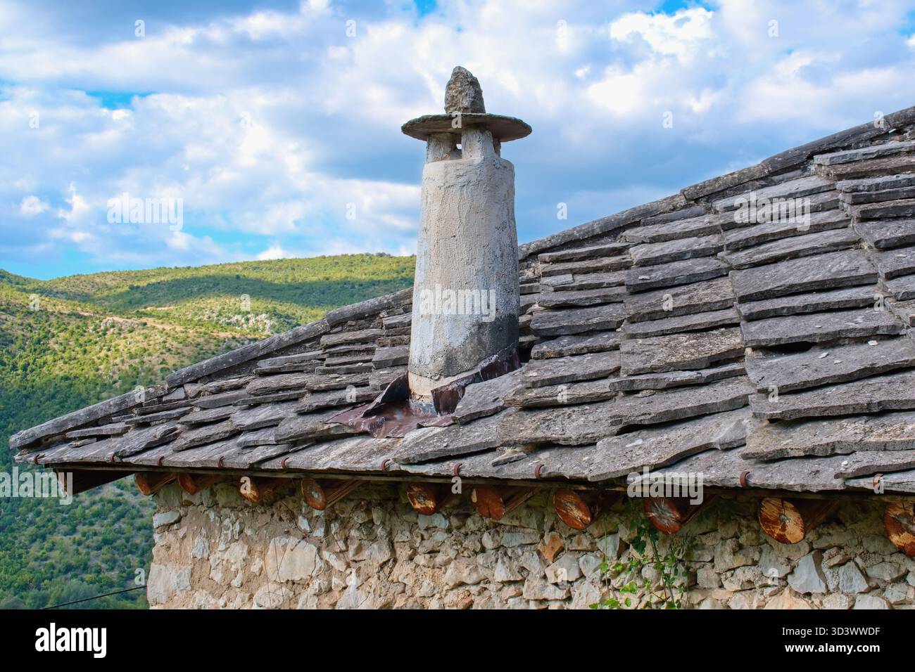 Primo piano del tetto in ardesia, Bosnia ed Erzegovina Foto Stock