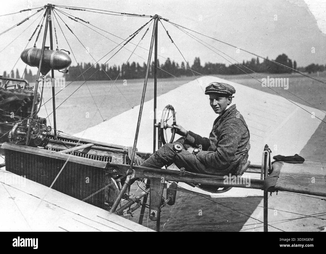 Una registrazione visiva dell’aviazione olandese dal 1910 al 1914, che segna l’inizio dell’attività di volo commerciale e sperimentale nei Paesi Bassi. Foto Stock