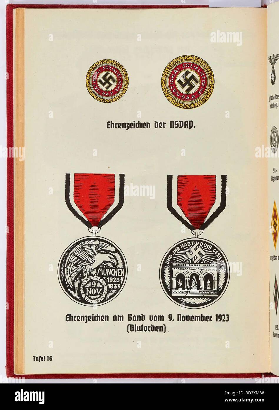 Questa edizione del 1938 dell'Organisationsbuch der NSDAP include dettagli sui premi del Partito nazista, tra cui il distintivo del Partito d'Oro e l'ordine del sangue, assegnati ai membri per la loro partecipazione al Putsch di Hitler del 1923. Foto Stock