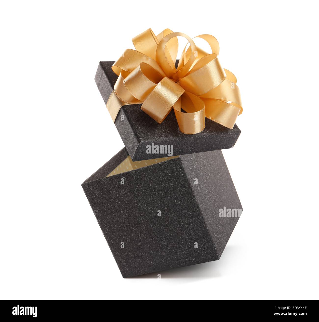 Apri la confezione regalo con un bellissimo coperchio in aria su sfondo bianco Foto Stock