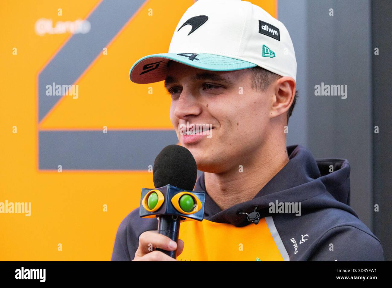 San Paolo, BRA. 07/11/2025. Lando Norris, durante la Formula 1 MSC Cruises grande Premio De Sao Paulo 2025. Crediti: Alessio Morgese / Alamy live news Foto Stock