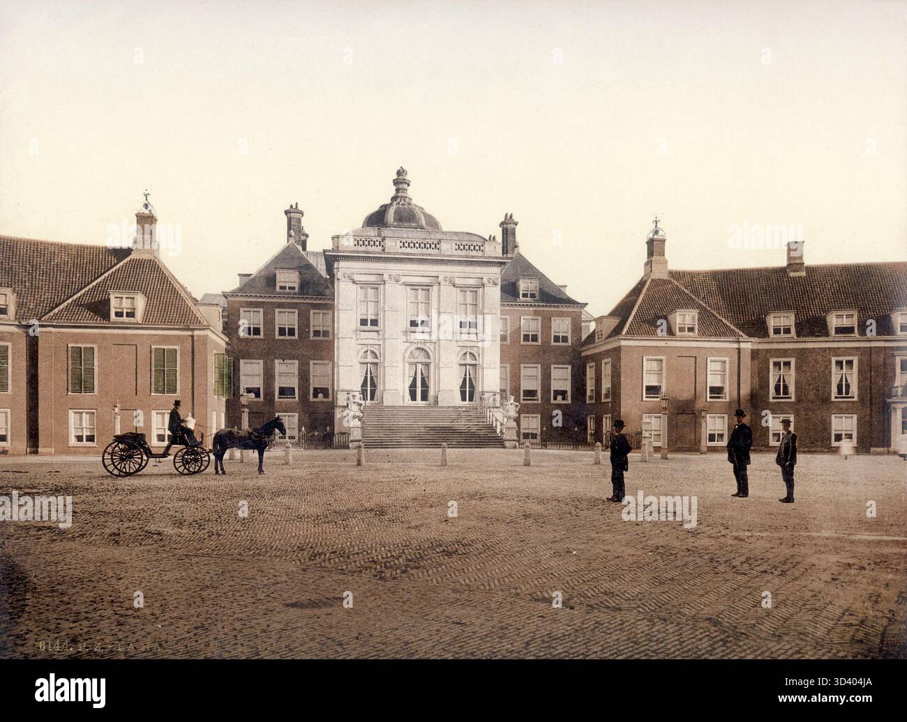 Paleis Huis Ten Bosch, situato a l'Aia, Paesi Bassi, fotografato intorno al 1900. Il palazzo fu un simbolo significativo della famiglia reale olandese durante questo periodo. Foto Stock