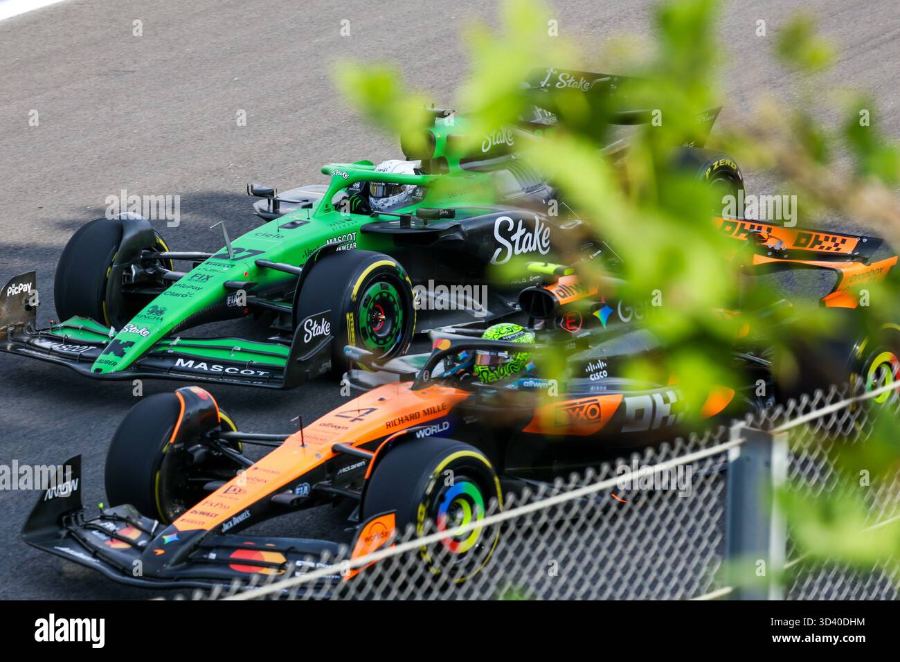 San Paolo, BRA. 07/11/2025. Lando Norris del Regno Unito alla guida della (4) McLaren F1 Team MCL39 Mercedes, durante la Formula 1 MSC Cruises grande Premio De Sao Paulo 2025. Crediti: Alessio Morgese / Alamy live news Foto Stock