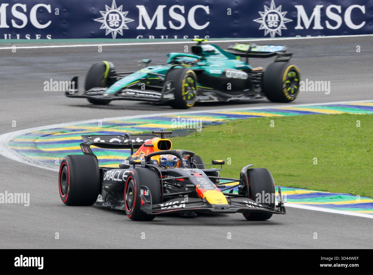 San Paolo, BRA. 11/08/2025. Max Verstappen dei Paesi Bassi alla guida della (1) Oracle Red Bull Racing RB21 Honda RBPT, durante la Formula 1 MSC Cruises grande Premio De Sao Paulo 2025. Crediti: Alessio Morgese / Alamy live news Foto Stock