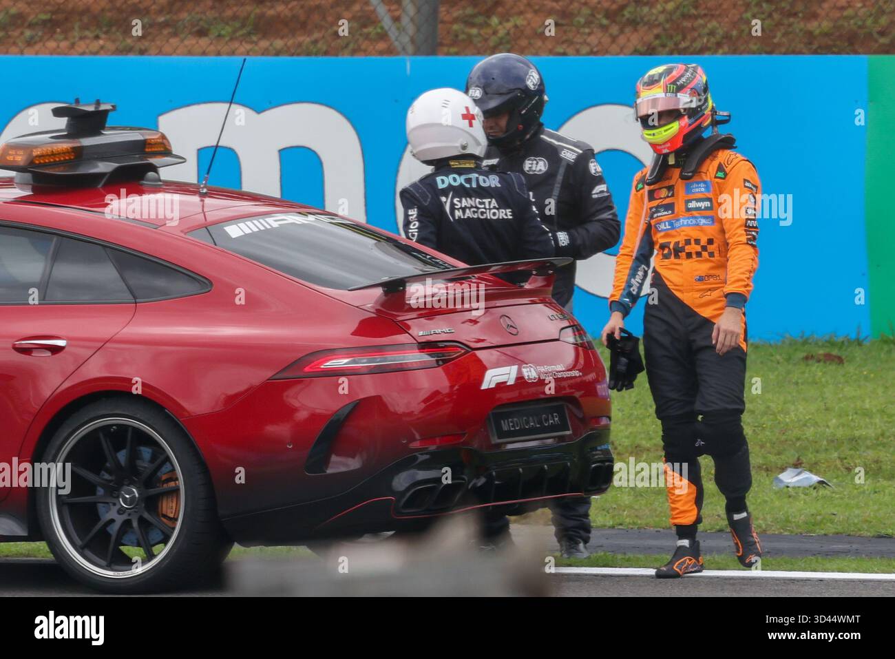 San Paolo, BRA. 11/08/2025. Oscar Piastri dell'Australia alla guida del (81) McLaren F1 Team MCL39 Mercedes, durante la Formula 1 MSC Cruises grande Premio De Sao Paulo 2025. Crediti: Alessio Morgese / Alamy live news Foto Stock