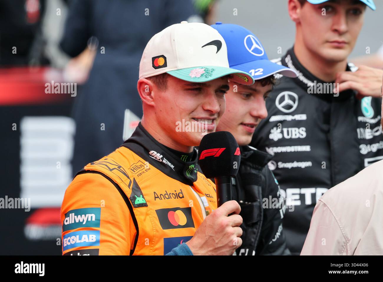 San Paolo, BRA. 11/08/2025. Lando Norris del Regno Unito alla guida della (4) McLaren F1 Team MCL39 Mercedes, durante la Formula 1 MSC Cruises grande Premio De Sao Paulo 2025. Crediti: Alessio Morgese / Alamy live news Foto Stock