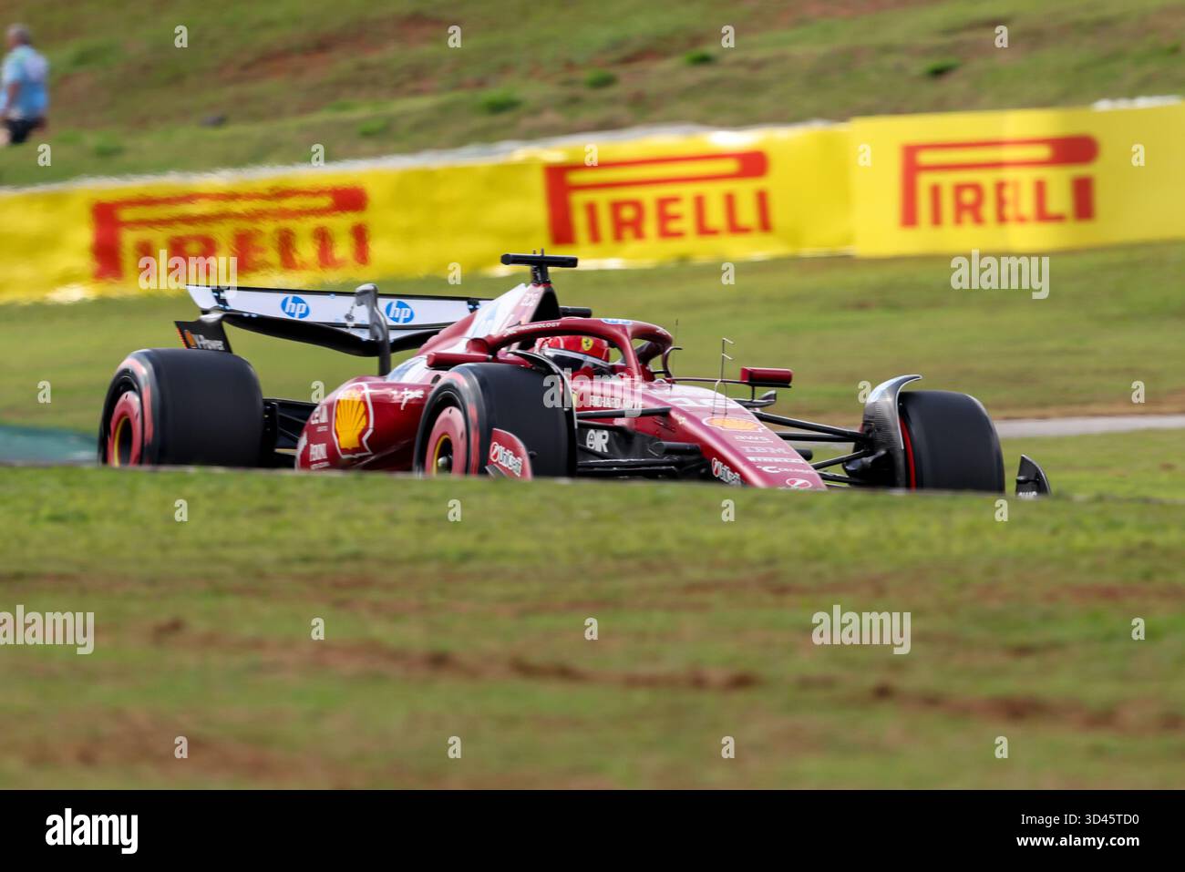 San Paolo, BRA. 11/08/2025. Charles Leclerc di Monaco alla guida della (16) Scuderia Ferrari HP SF-25 Ferrari, durante la Formula 1 MSC Cruises grande Premio De Sao Paulo 2025. Crediti: Alessio Morgese / Alamy live news Foto Stock