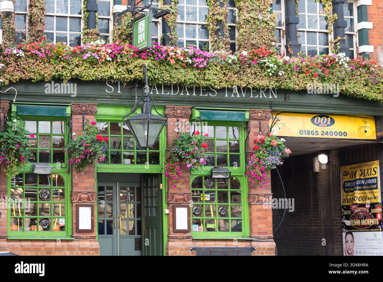Vista dall'esterno del pub St Aldates Tavern, Oxford, Regno Unito Foto Stock