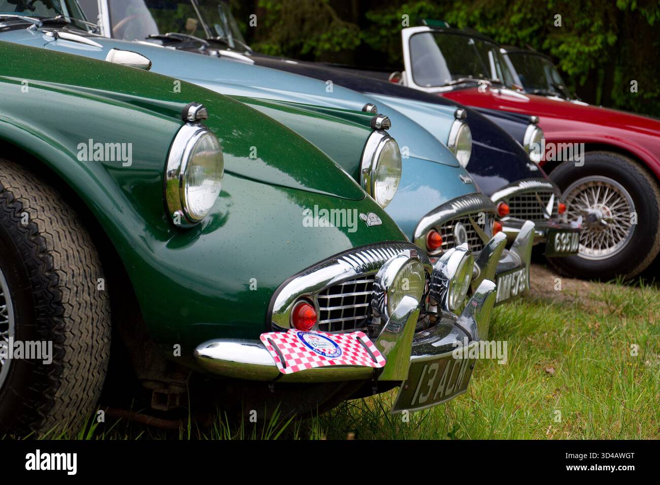 Daimler SP250 auto sportiva d'epoca della casa automobilistica britannica Daimler il 25 maggio 2025 a Francorchamps, Belgio. Foto Stock