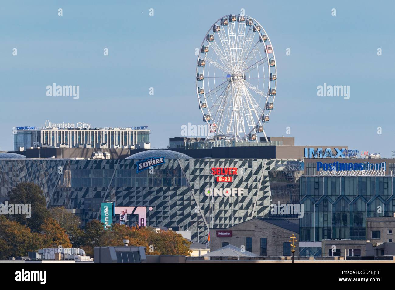 Una vista su una parte di Tallinn, Estonia Foto Stock