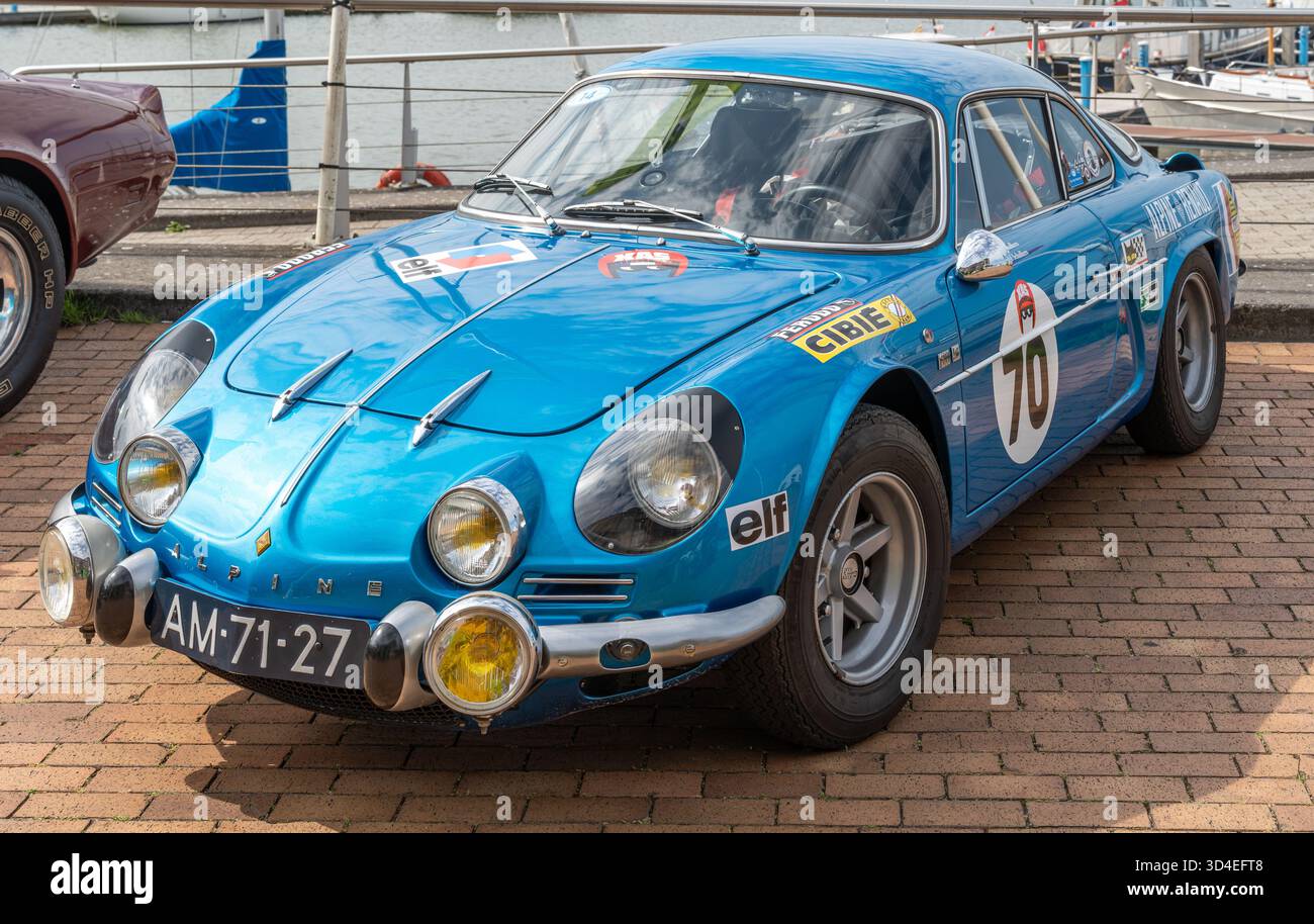 Lelystad, Paesi Bassi, 15.06.2025, Classic french Sports car Alpine A110 dal 1970 al National Old Timer Day Foto Stock