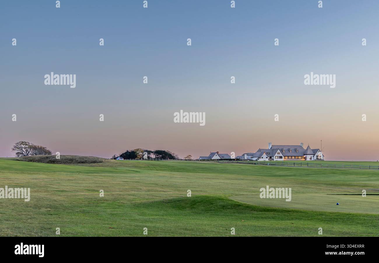 paesaggio notturno con il golf club maidstone Foto Stock