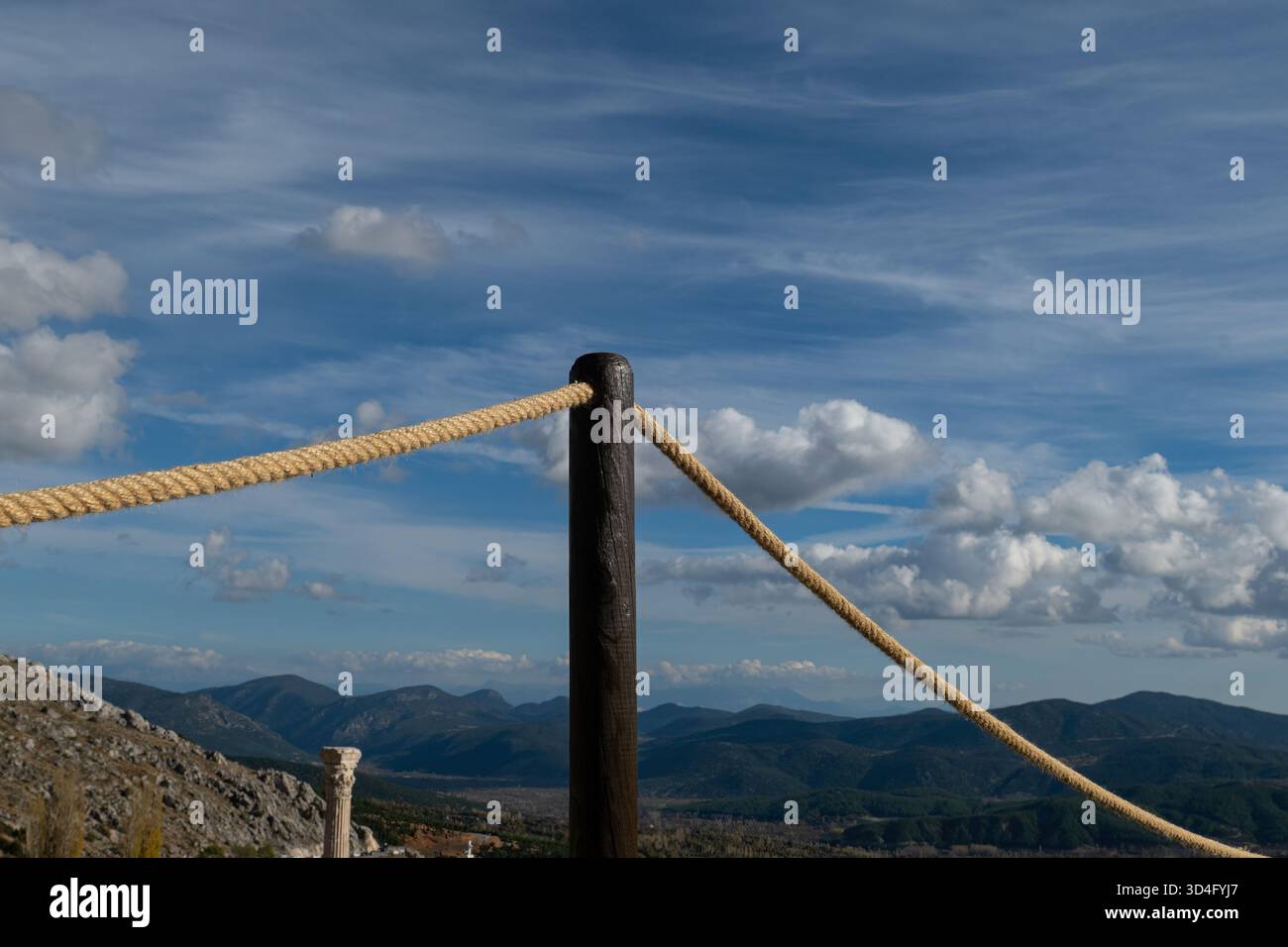 Barriera di sicurezza della fune, sicurezza dei visitatori. Foto Stock