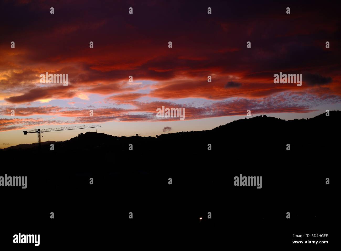 Cielo nuvoloso con toni chiari e morbidi Foto Stock