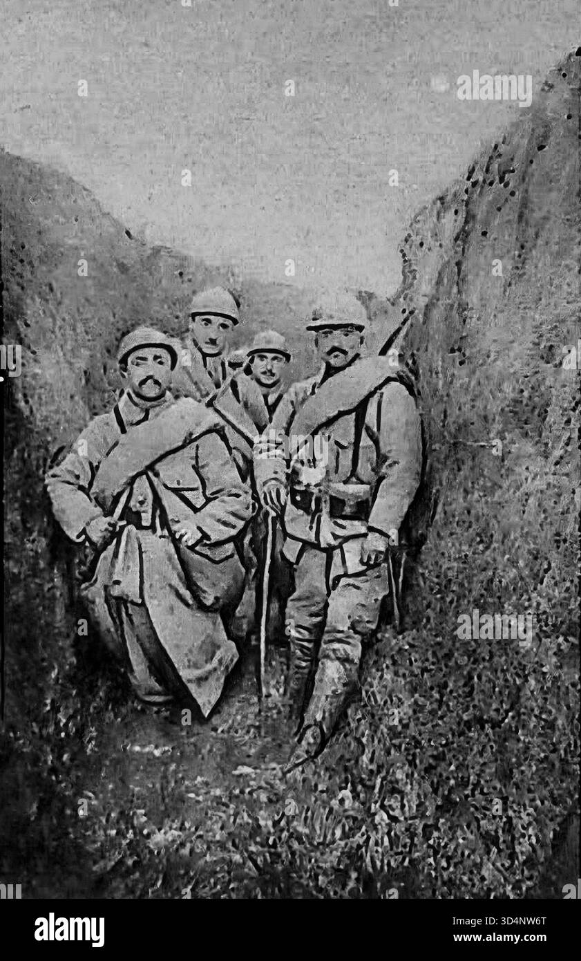 Da le Miroir, 23 gennaio 1916. La fanteria francese si trova insieme in una trincea imbevuta sul fronte occidentale, con le gambe sepolte in un fitto fango che a volte raggiungeva la vita. L'immagine evidenzia le condizioni estreme di Artois, dove le truppe lottavano contro la pioggia persistente e l'acqua gelida. La scena riflette la lotta quotidiana per mantenere le posizioni difensive nonostante i muri crollati, le inondazioni e il lavoro faticoso di mantenere le rotte di comunicazione. Foto Stock