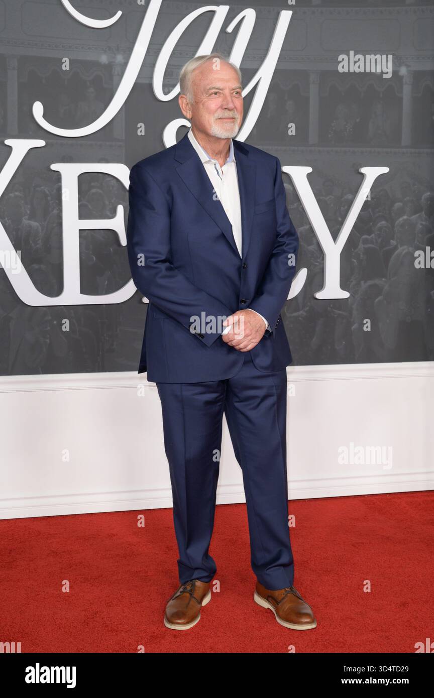 Los Angeles, Stati Uniti. 11 novembre 2025. LOS ANGELES, STATI UNITI. 11 novembre 2025: James Keach alla premiere DI LOS ANGELES per "Jay Kelly" di Netflix all'Egyptian Theatre. Crediti fotografici: Paul Smith/Alamy Live News Foto Stock